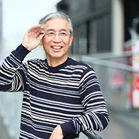 M HAYAKAWA